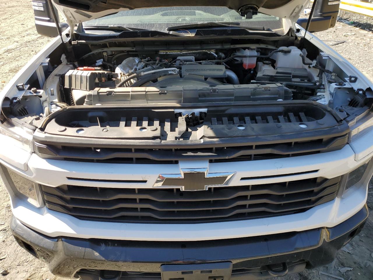 2024 Chevrolet Silverado VIN 2GC4YMEY7R1249476 Copart auction photo, rear end damage thumbnail 11