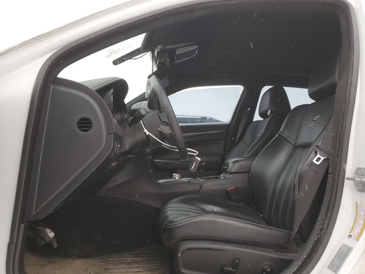 2015 Chrysler 300 VIN 2C3CCABG6FH864063 Copart auction photo, front end / side damage thumbnail 7