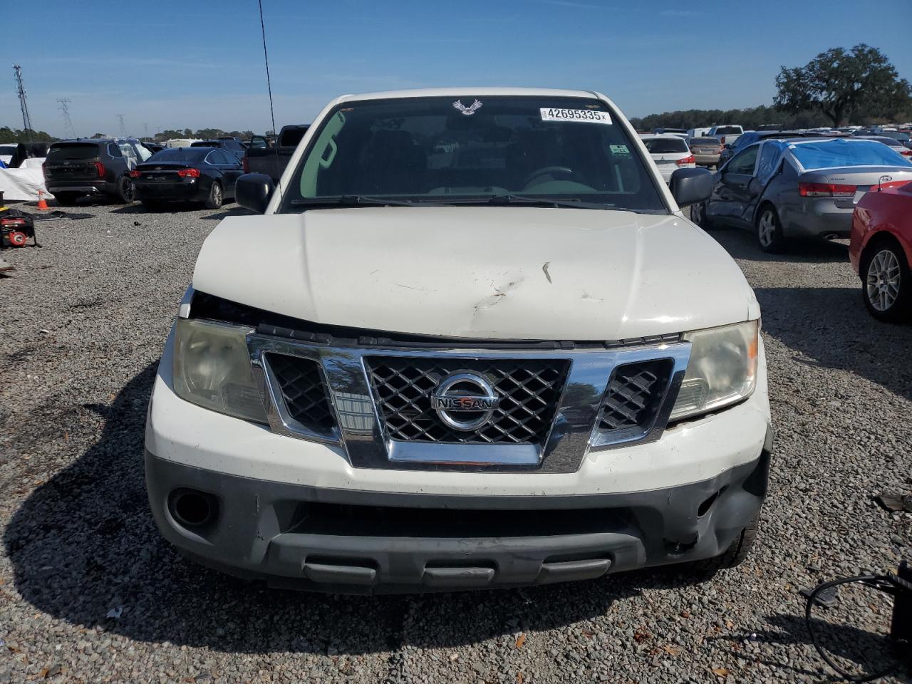 2015 Nissan Navara (Frontier) VIN 1N6BD0CT7FN735716 Copart auction photo, front end damage thumbnail 5