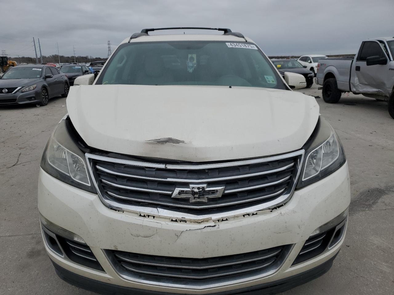 2013 Chevrolet Traverse VIN 1GNKRLKD6DJ200694 Copart auction photo, front end damage thumbnail 5