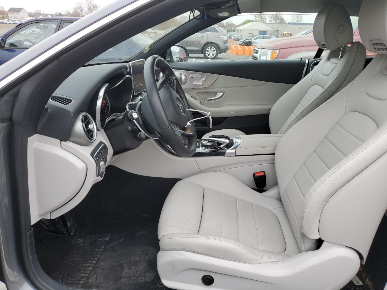 2017 Mercedes-Benz C-klasse VIN WDDWK4KB7HF520866 Copart auction photo, minor dent/scratches damage thumbnail 7