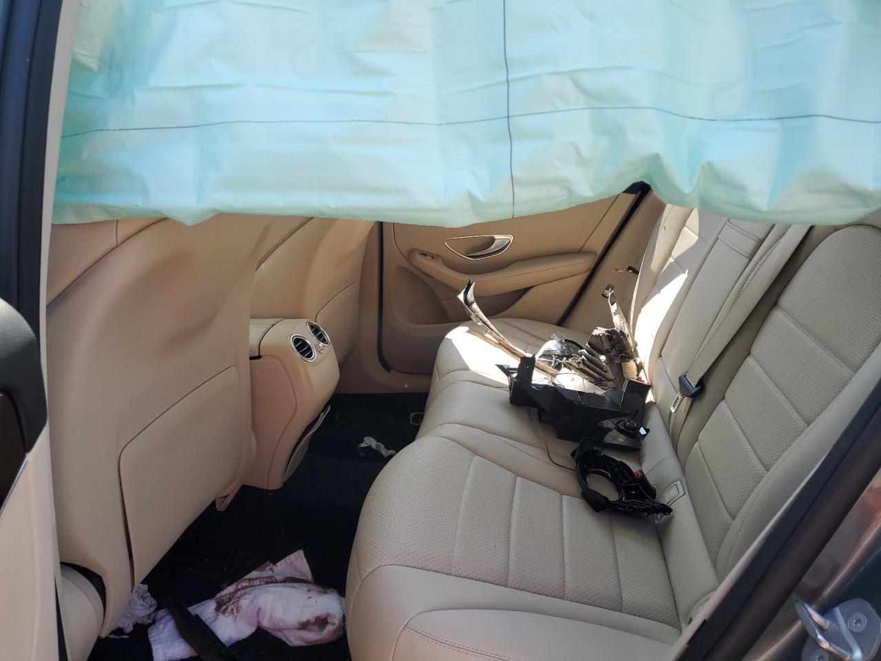 2018 Mercedes-Benz GLC VIN WDC0G4JB1JF363564 Copart auction photo, biohazard/chemical / front end damage thumbnail 11