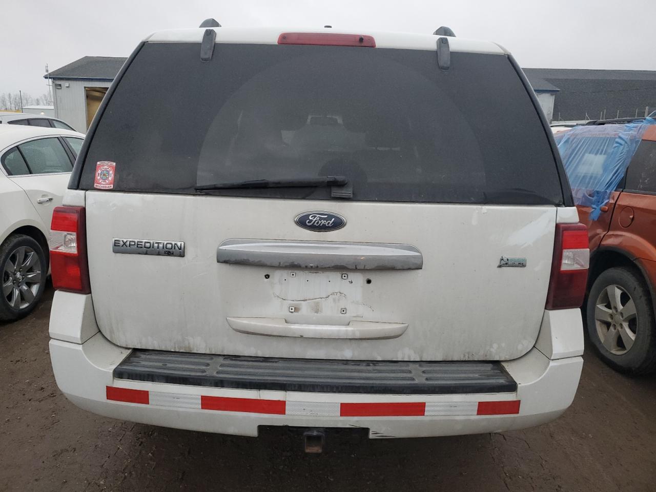 2009 Ford Expedition VIN 1FMFU16509EB07200 Copart auction photo, front end / minor dent/scratches damage thumbnail 6