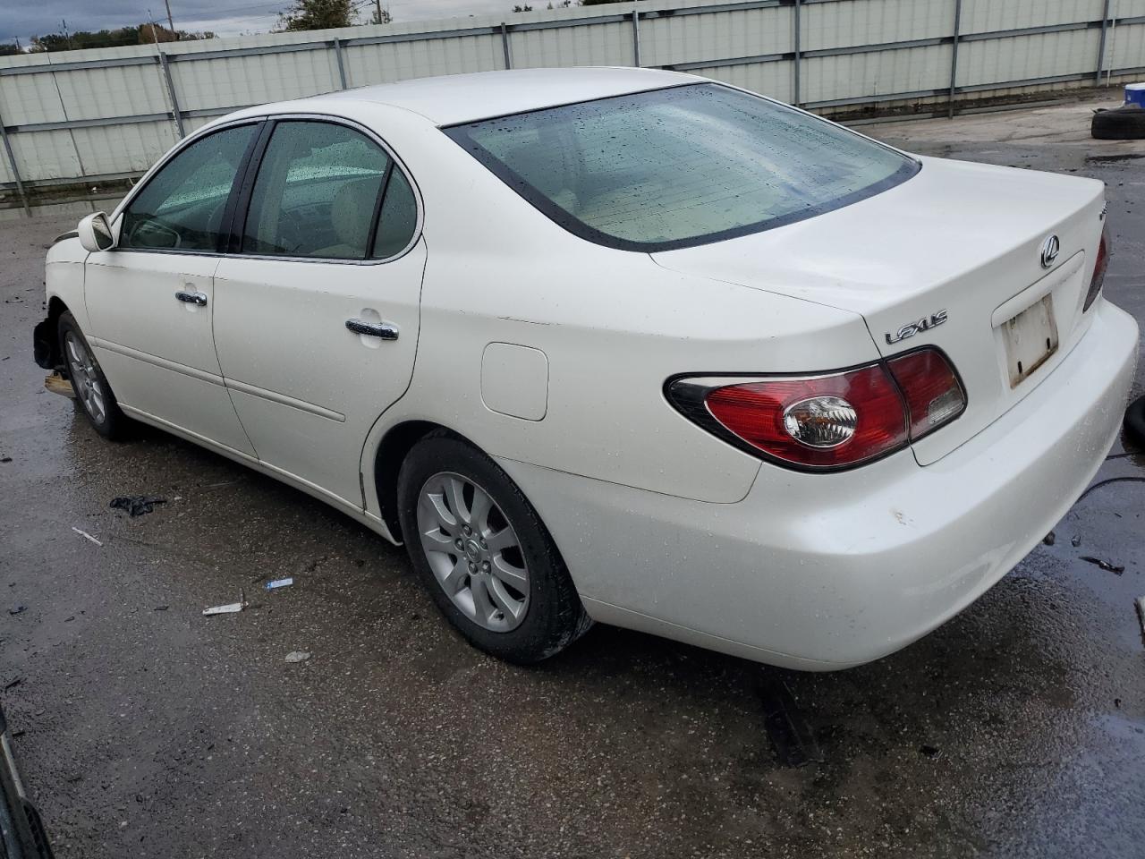 2004 Lexus ES VIN JTHBA30G145014405 Copart auction photo, front end damage thumbnail 2