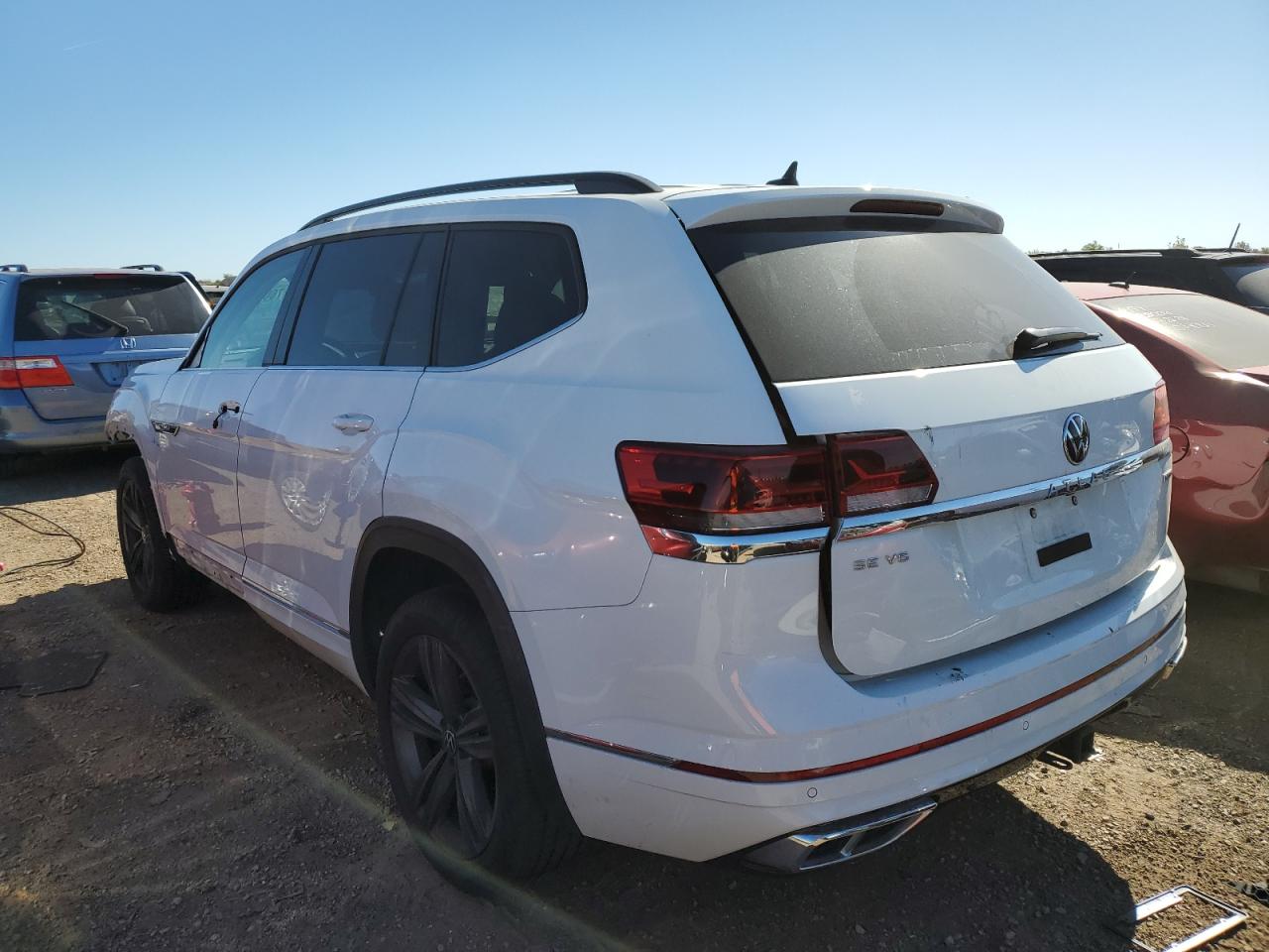 2021 Volkswagen Atlas VIN 1V2RR2CA7MC525637 Copart auction photo, front end damage thumbnail 2