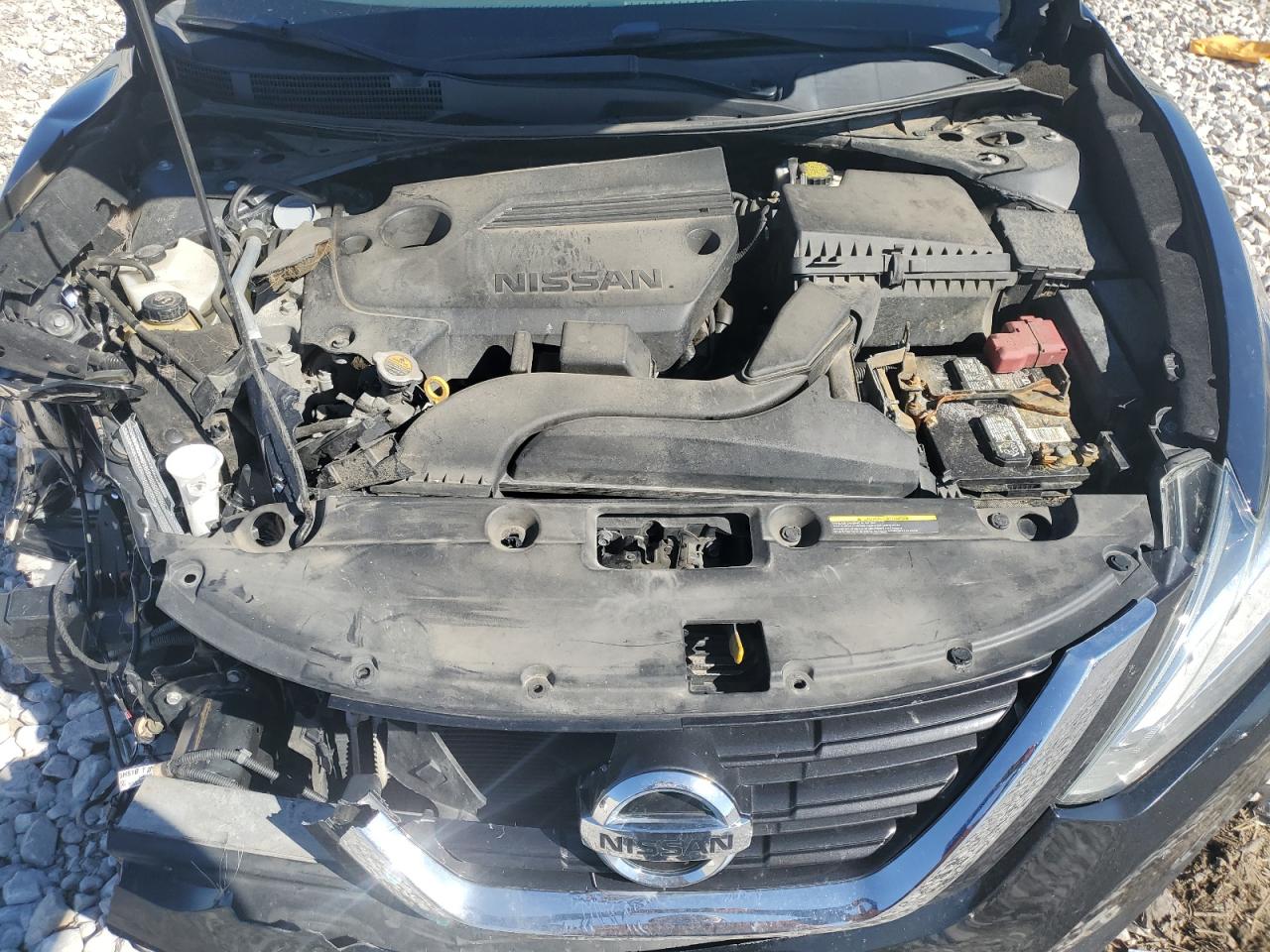 2018 Nissan Altima VIN 1N4AL3AP8JC131210 Copart auction photo, front end / side damage thumbnail 11
