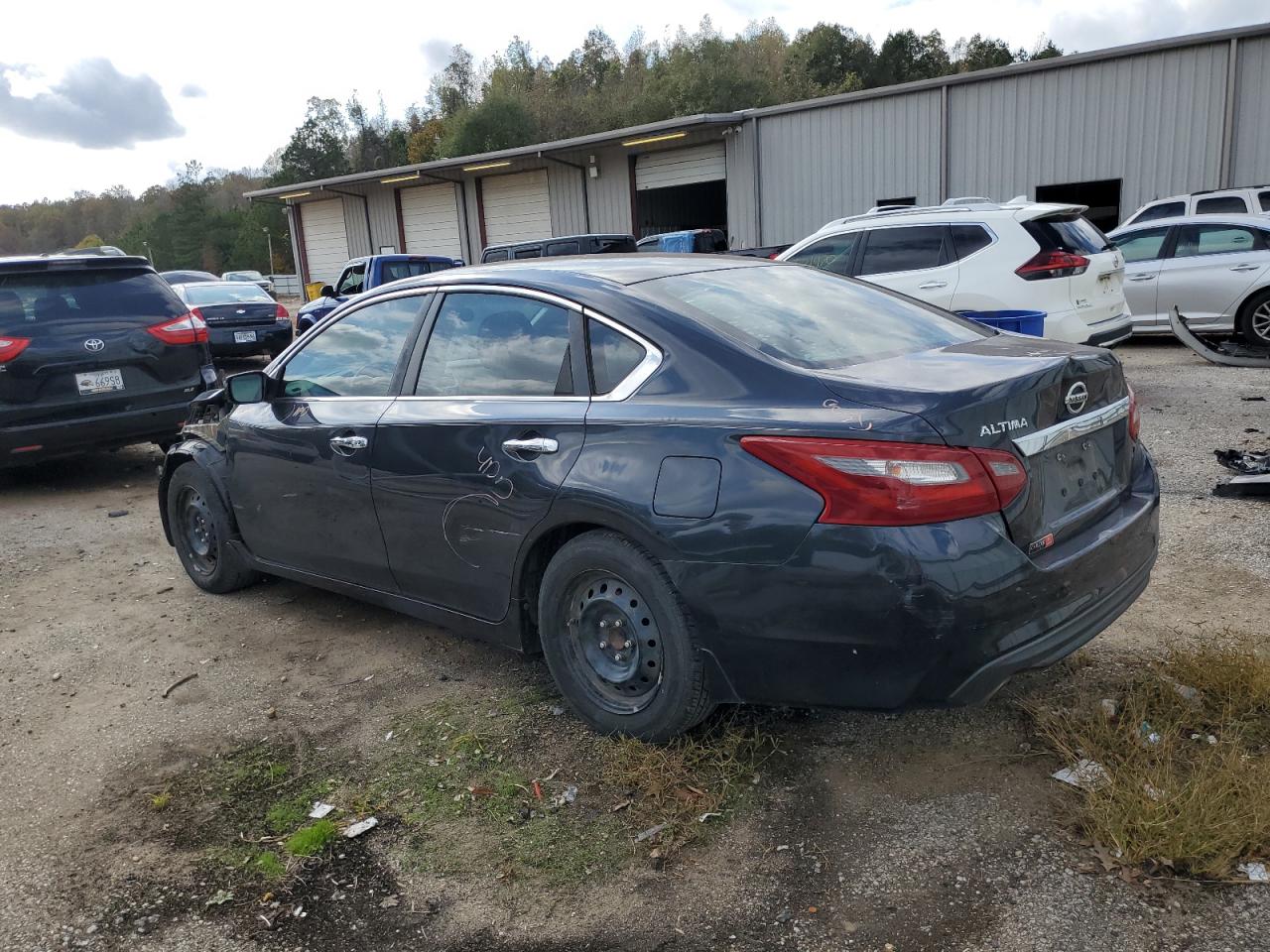 2018 Nissan Altima VIN 1N4AL3AP1JC263550 Copart auction photo, front end damage thumbnail 2