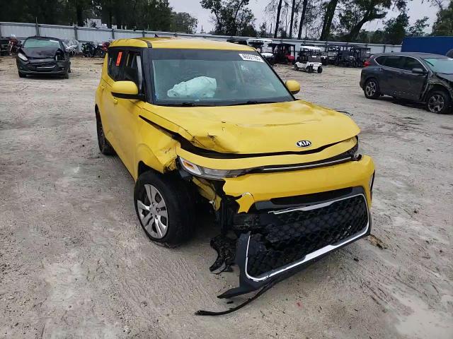 2020 KIA Soul VIN KNDJ23AU4L7116945 Copart auction photo, front end / minor dent/scratches damage thumbnail 11