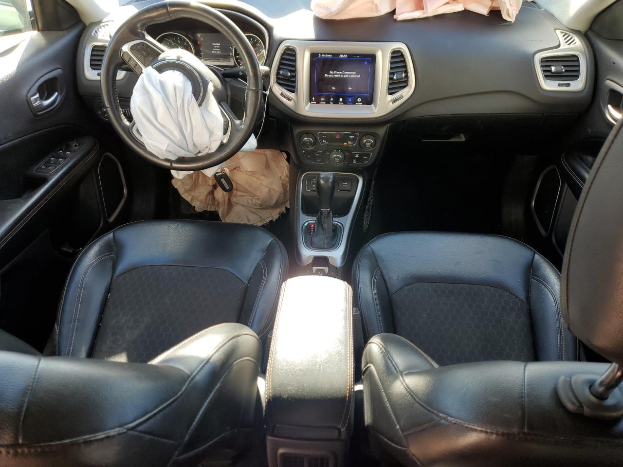 2018 Jeep Compass VIN 3C4NJCBB8JT318150 Copart auction photo, front end damage thumbnail 8