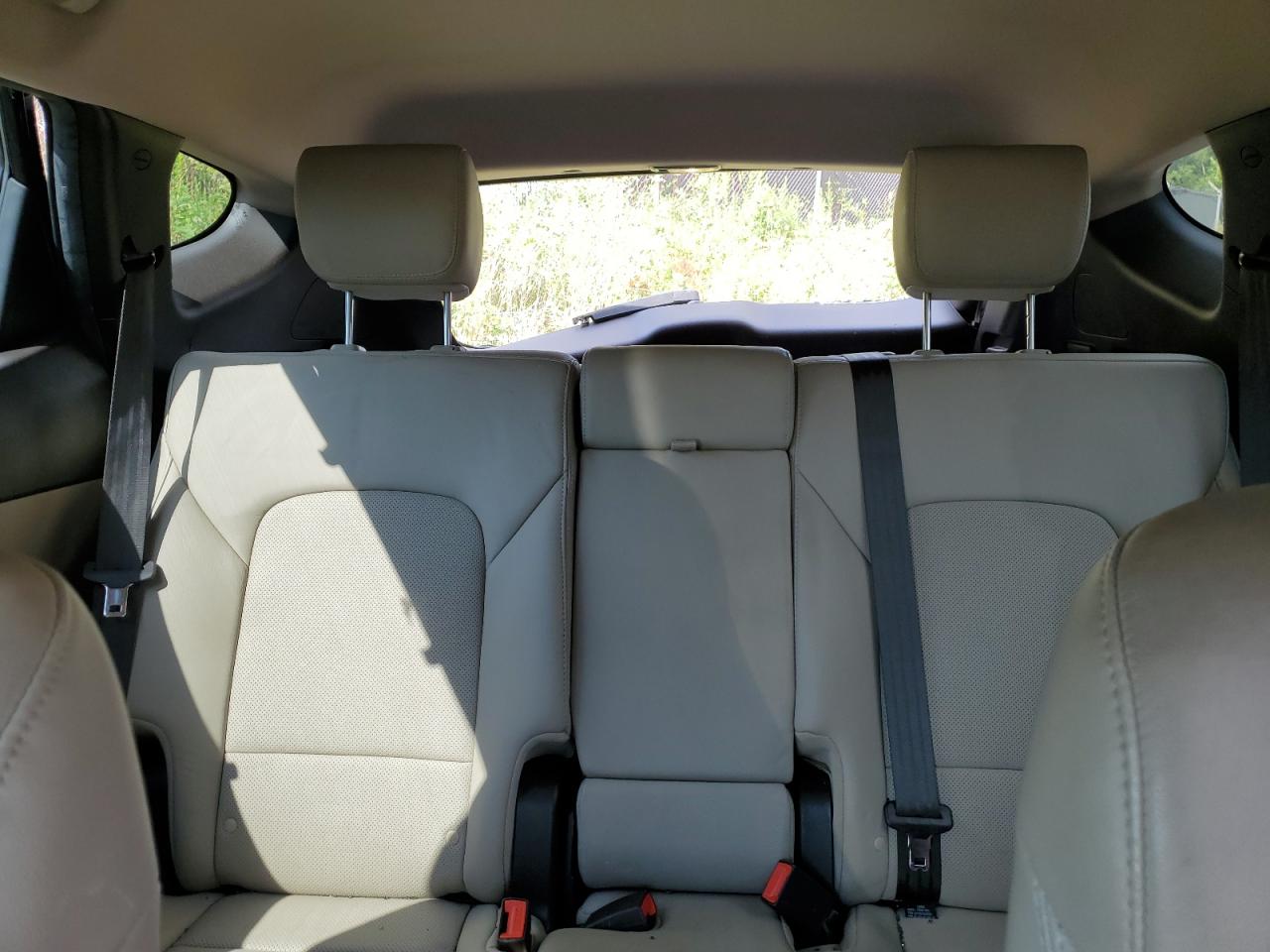 2018 Hyundai Santa Fe VIN 5XYZU3LB1JG565430 Copart auction photo, rear end / side damage thumbnail 10