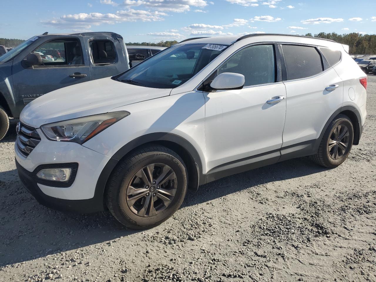 2016 Hyundai Santa Fe VIN 5XYZU3LB4GG316404
