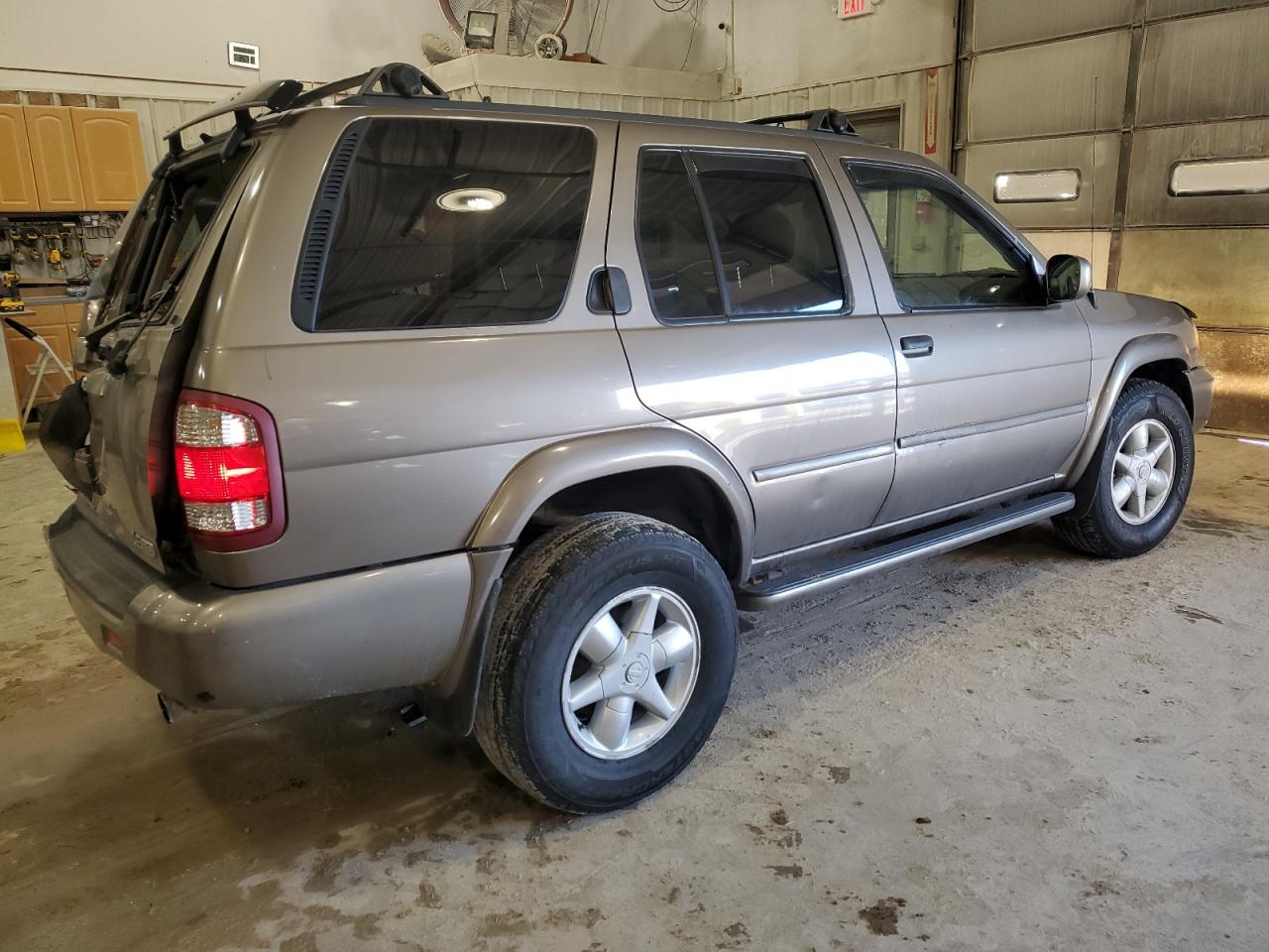 2001 Nissan Pathfinder VIN JN8DR09Y41W574247 Copart auction photo, rear end / side damage thumbnail 3