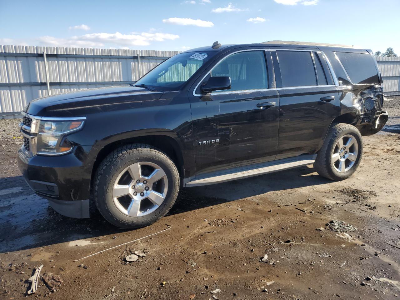 2015 Chevrolet Tahoe VIN 1GNSCBKC2FR215913