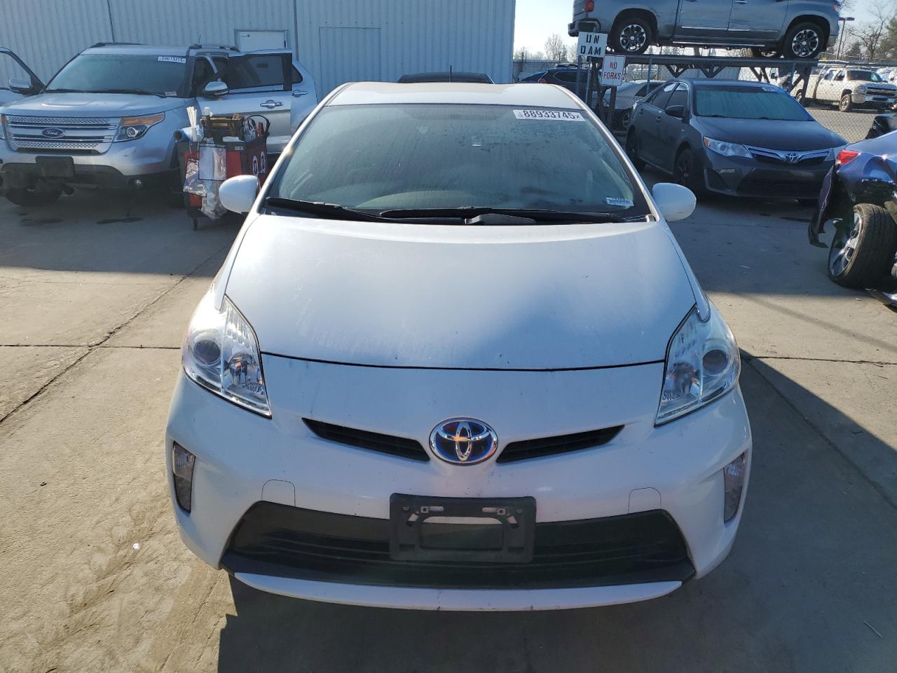 2011 Toyota Prius VIN JTDKN3DU6B0327661 Copart auction photo, rear end / side damage thumbnail 5