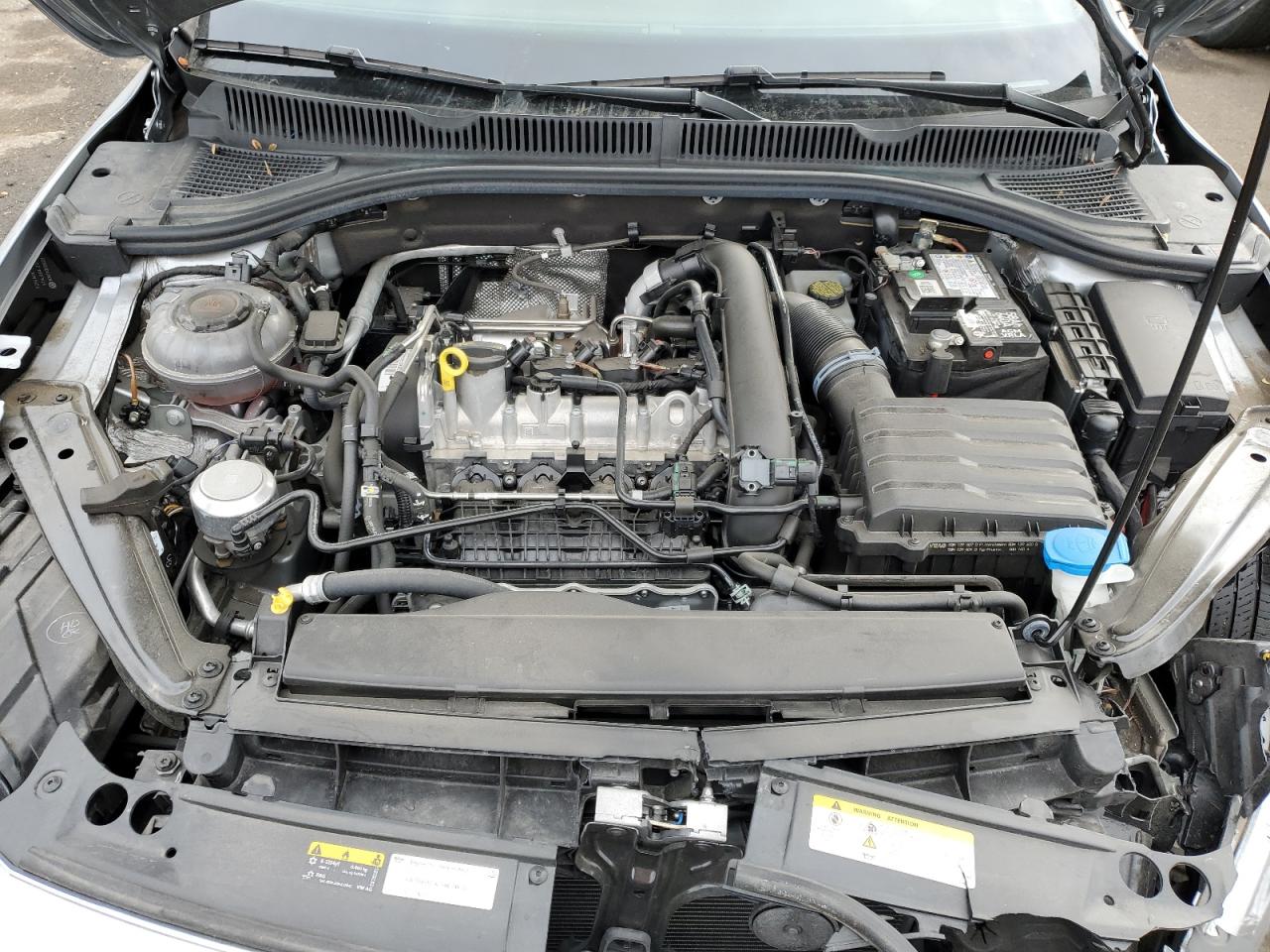 2020 Volkswagen Jetta VIN 3VWCB7BU9LM071261 Copart auction photo, front end damage thumbnail 11