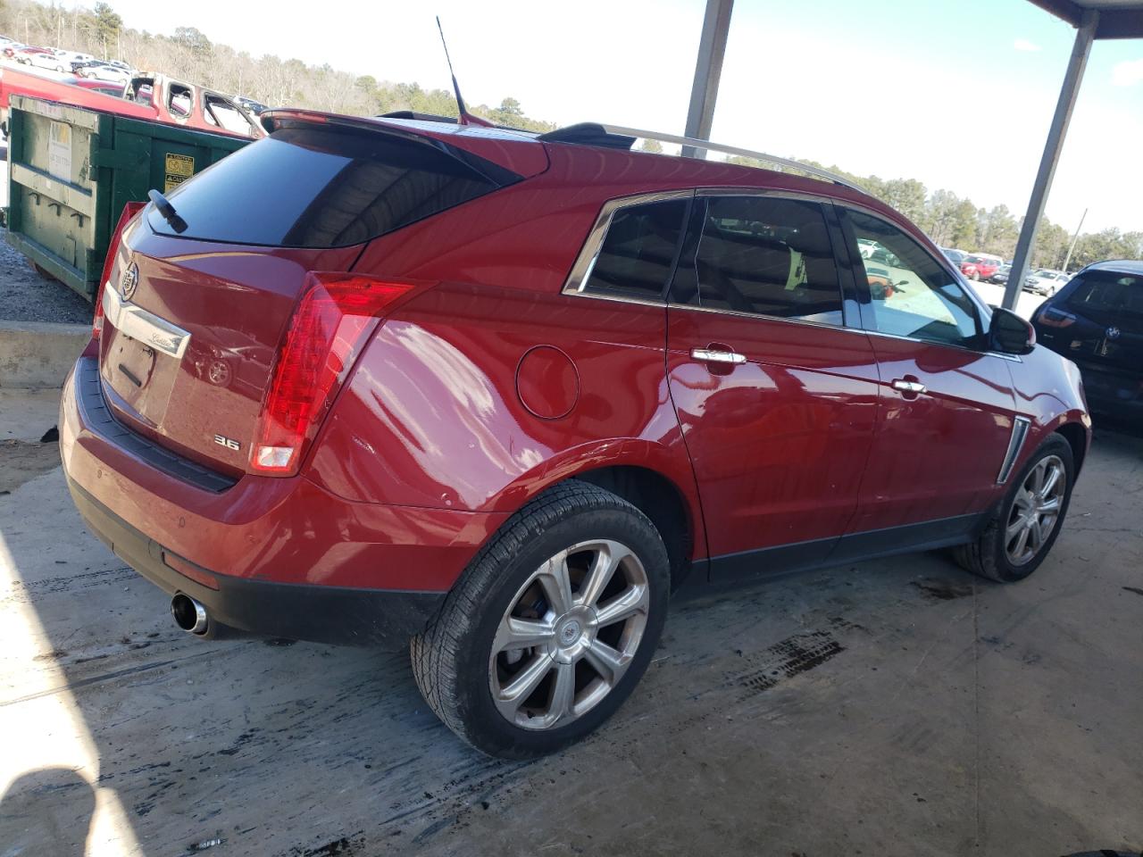 2013 Cadillac SRX VIN 3GYFNDE31DS592233 Copart auction photo, side damage thumbnail 3