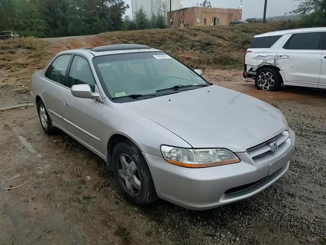 1999 Honda Accord VIN 1HGCG1656XA020230 Copart auction photo, side damage thumbnail 11