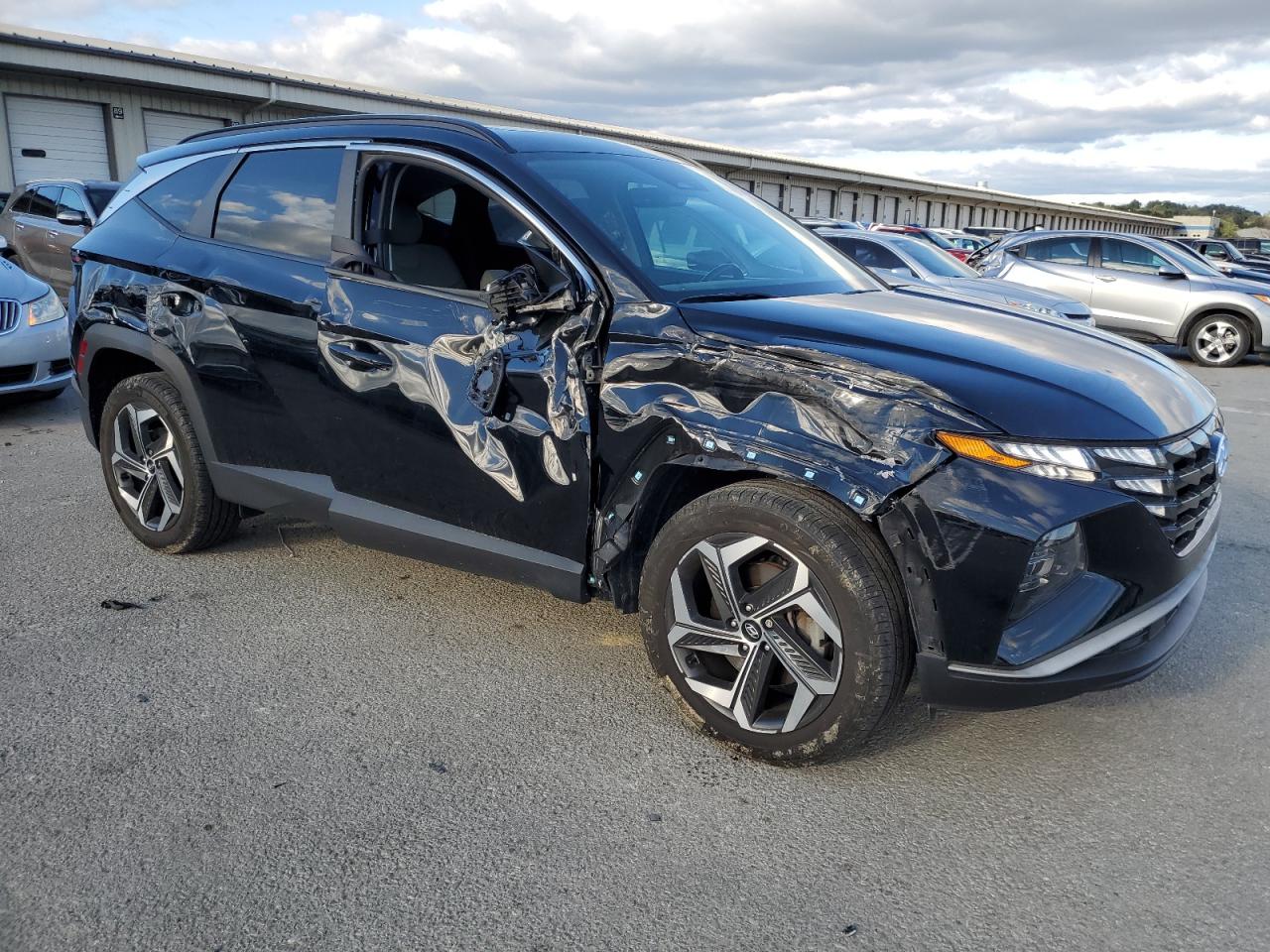 2023 Hyundai Tucson VIN 5NMJFCAE6PH162353 Copart auction photo, side / front end damage thumbnail 4