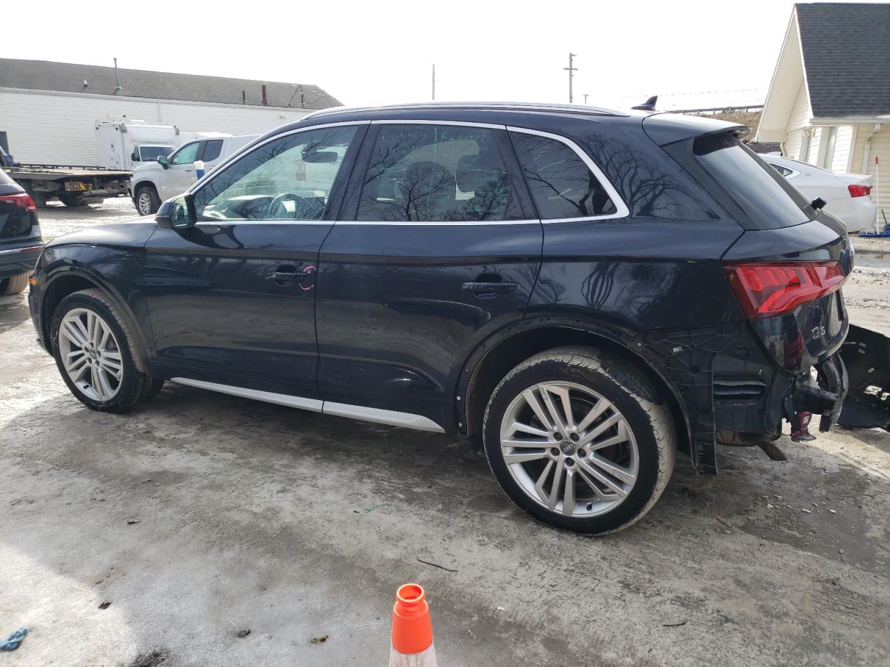 2018 Audi Q5 VIN WA1BNAFY8J2194628 Copart auction photo, rear end damage thumbnail 2