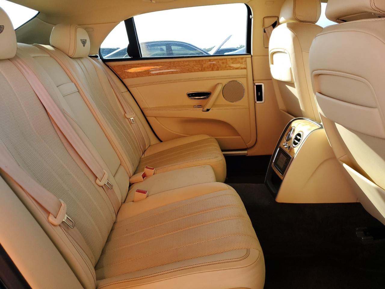 2014 Bentley Flying spur VIN SCBEC9ZA2EC090466 Copart auction photo, front end / minor dent/scratches damage thumbnail 10