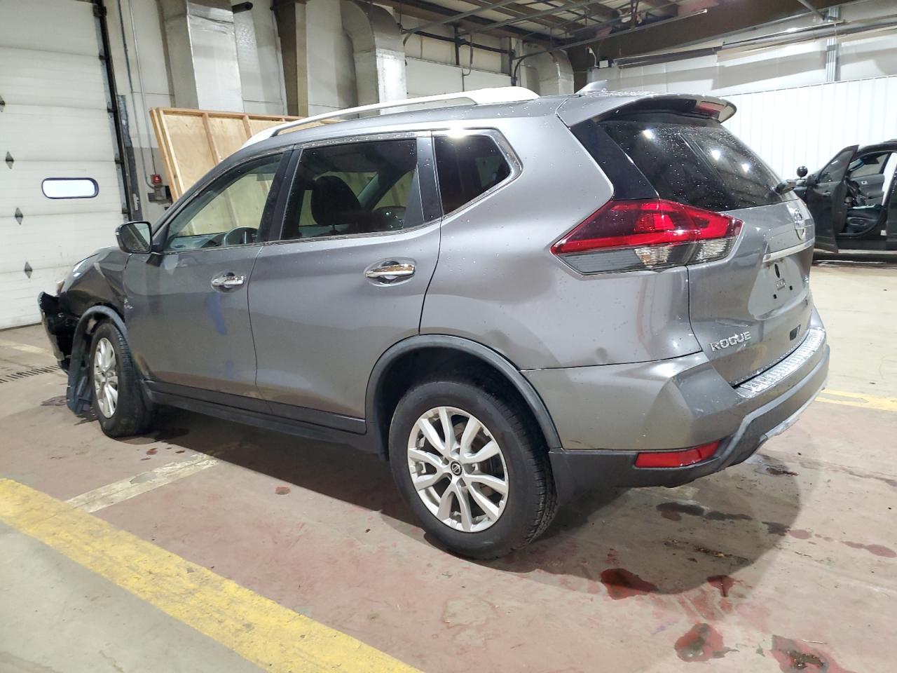 2020 Nissan Rogue VIN KNMAT2MV5LP501006 Copart auction photo, front end / side damage thumbnail 2