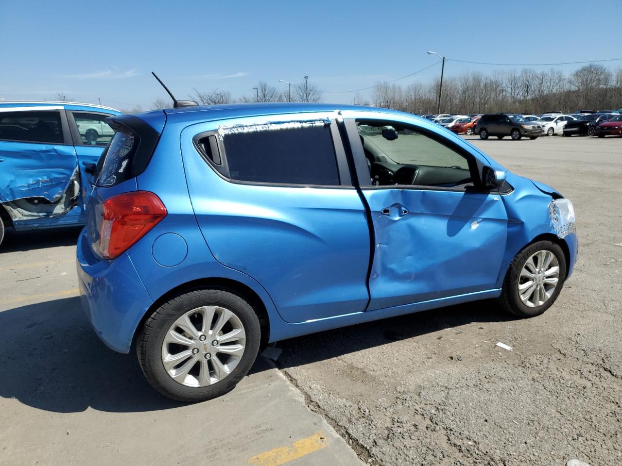 2016 Chevrolet Spark VIN KL8CD6SA3GC551552 Copart auction photo, side / front end damage thumbnail 3