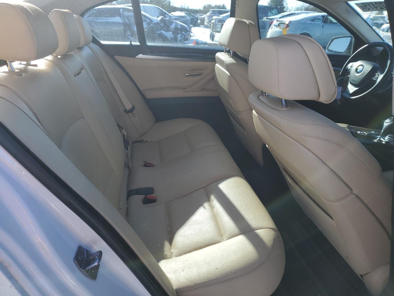 2016 BMW 5er VIN WBA5A7C56GG144993 Copart auction photo, water/flood / side damage thumbnail 10