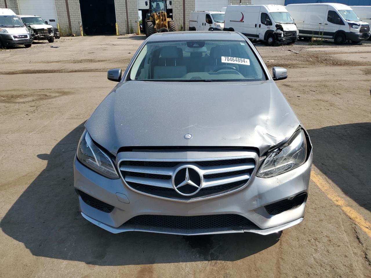 2014 Mercedes-Benz E-klasse VIN WDDHF8JB0EB030651 Copart auction photo, all over damage thumbnail 5