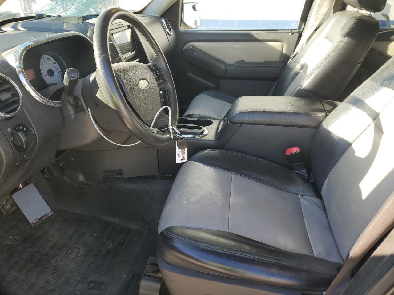 2007 Ford Explorer VIN 1FMEU53847UA56840 Copart auction photo, front end damage thumbnail 7