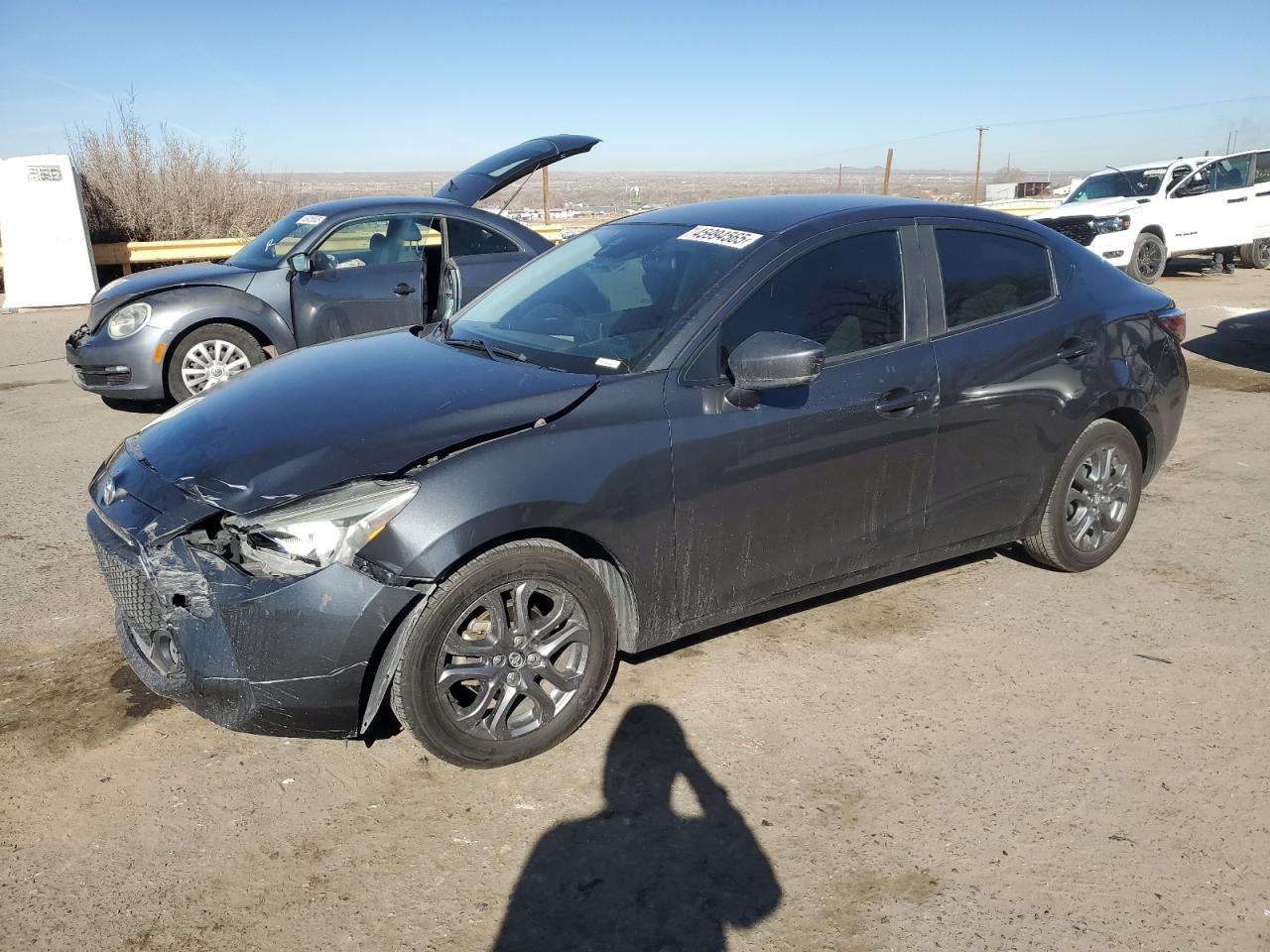 2019 Toyota Yaris VIN 3MYDLBYV9KY500074