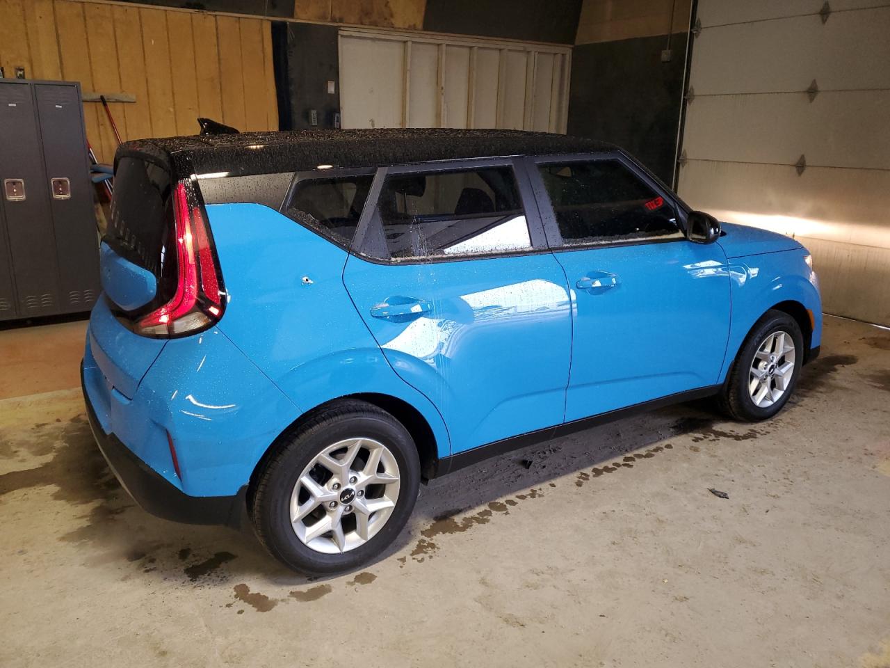 2024 KIA Soul VIN KNDJ23AU2R7225459 Copart auction photo, vandalism damage thumbnail 3
