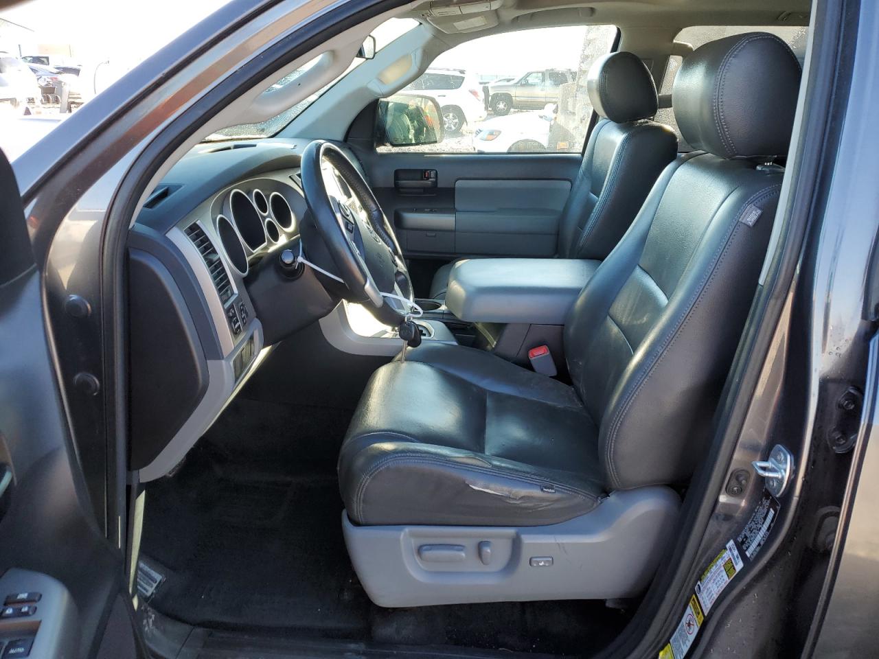 2014 Toyota Sequoia VIN 5TDBY5G12ES095212 Copart auction photo, front end / side damage thumbnail 7