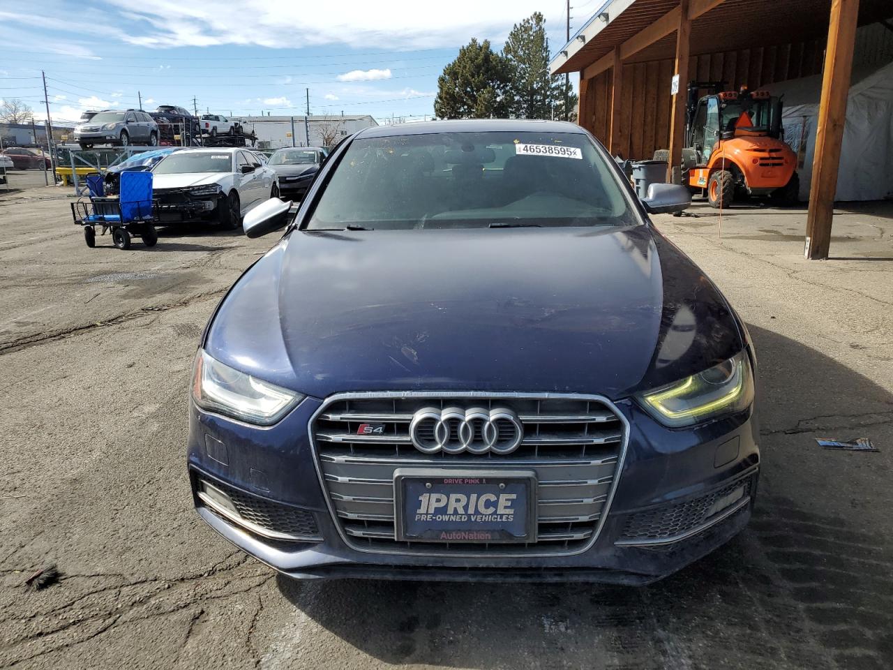 2013 Audi RS4 VIN WAUBGAFL4DA175859 Copart auction photo, side damage thumbnail 5
