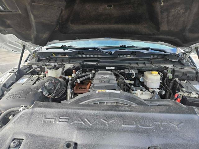 2018 RAM 2500 VIN 3C6UR5CL2JG417182 Copart auction photo, minor dent/scratches / normal wear damage thumbnail 7