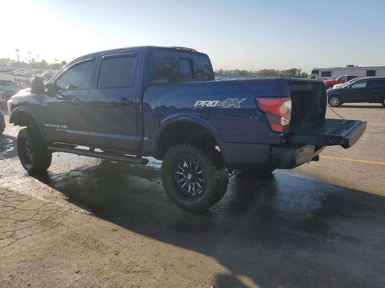 2019 Nissan Titan VIN 1N6AA1E5XKN518566 Copart auction photo, front end damage thumbnail 2