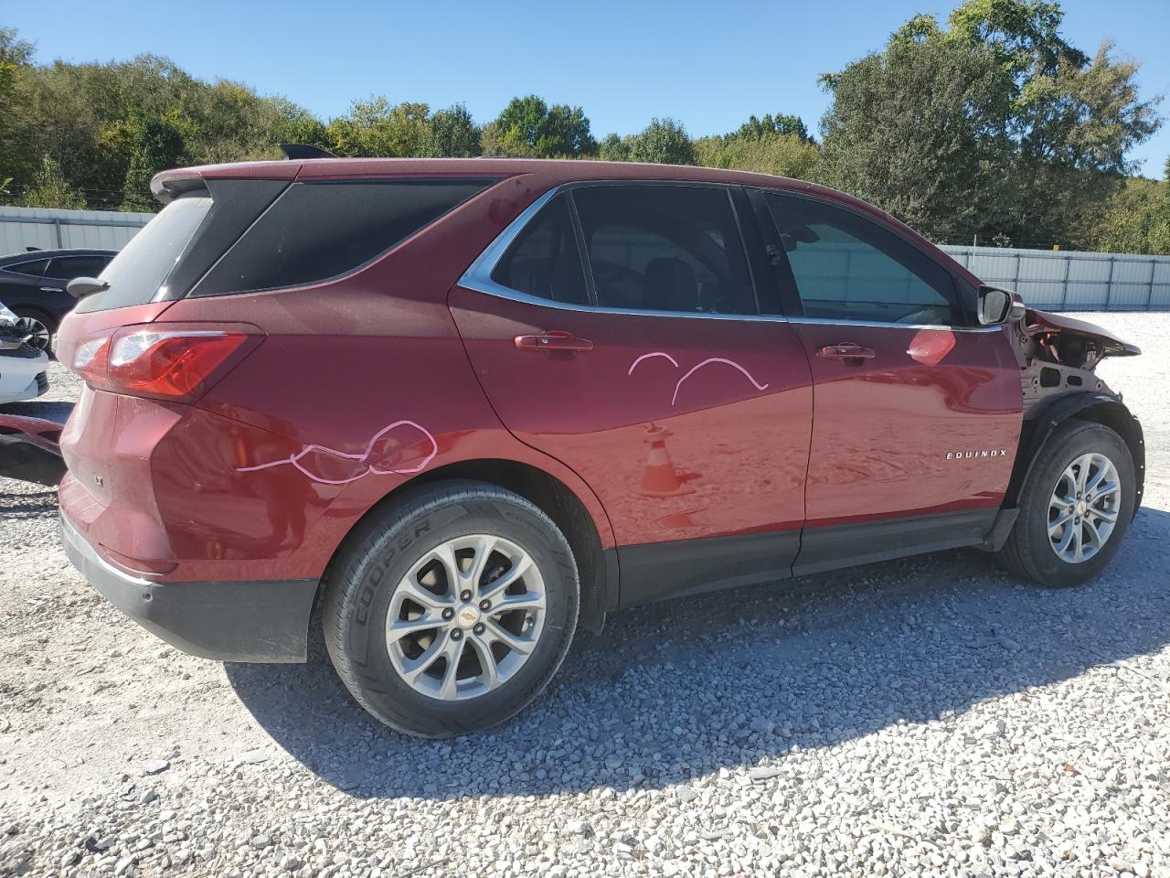 2018 Chevrolet Equinox VIN 2GNAXJEV3J6201305 Copart auction photo, front end damage thumbnail 3
