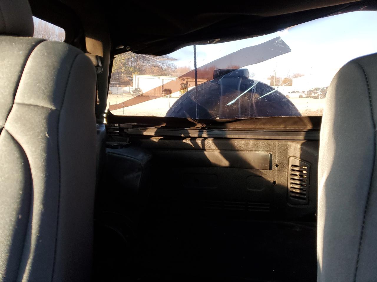 2011 Jeep Wrangler VIN 1J4AA2D15BL631273 Copart auction photo, rear end damage thumbnail 10