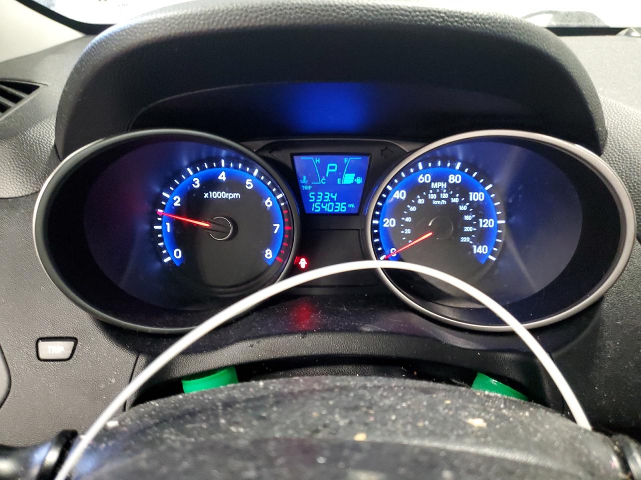 2010 Hyundai Tucson VIN KM8JU3AC8AU093004 Copart auction photo, front end / all over damage thumbnail 9
