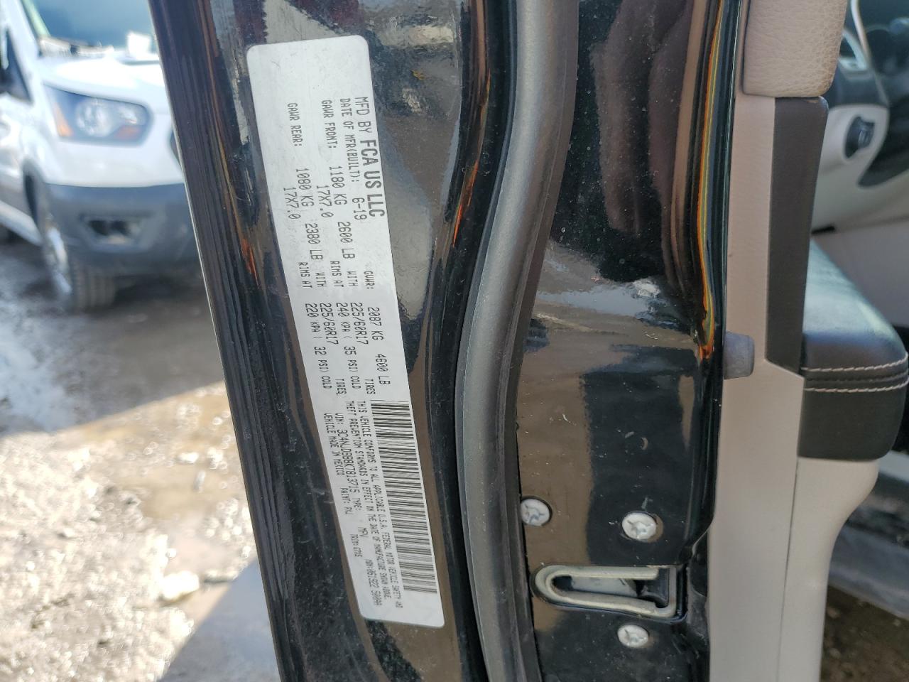 2019 Jeep Compass VIN 3C4NJDBB8KT813715 Copart auction photo, front end damage thumbnail 14