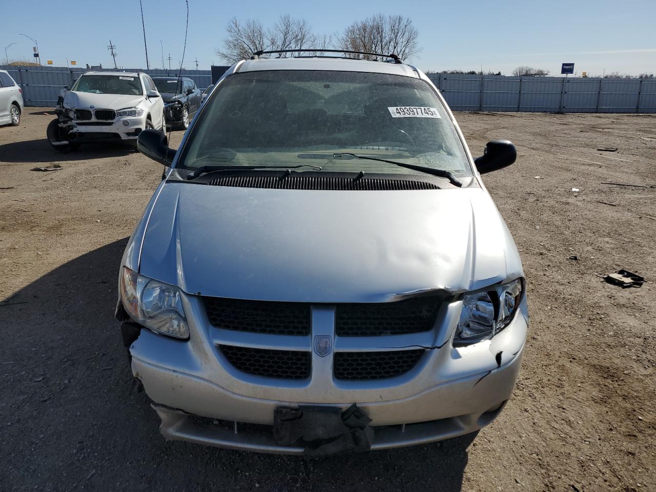 2002 Dodge Caravan VIN 2B4GP44312R603146 Copart auction photo, front end / side damage thumbnail 5