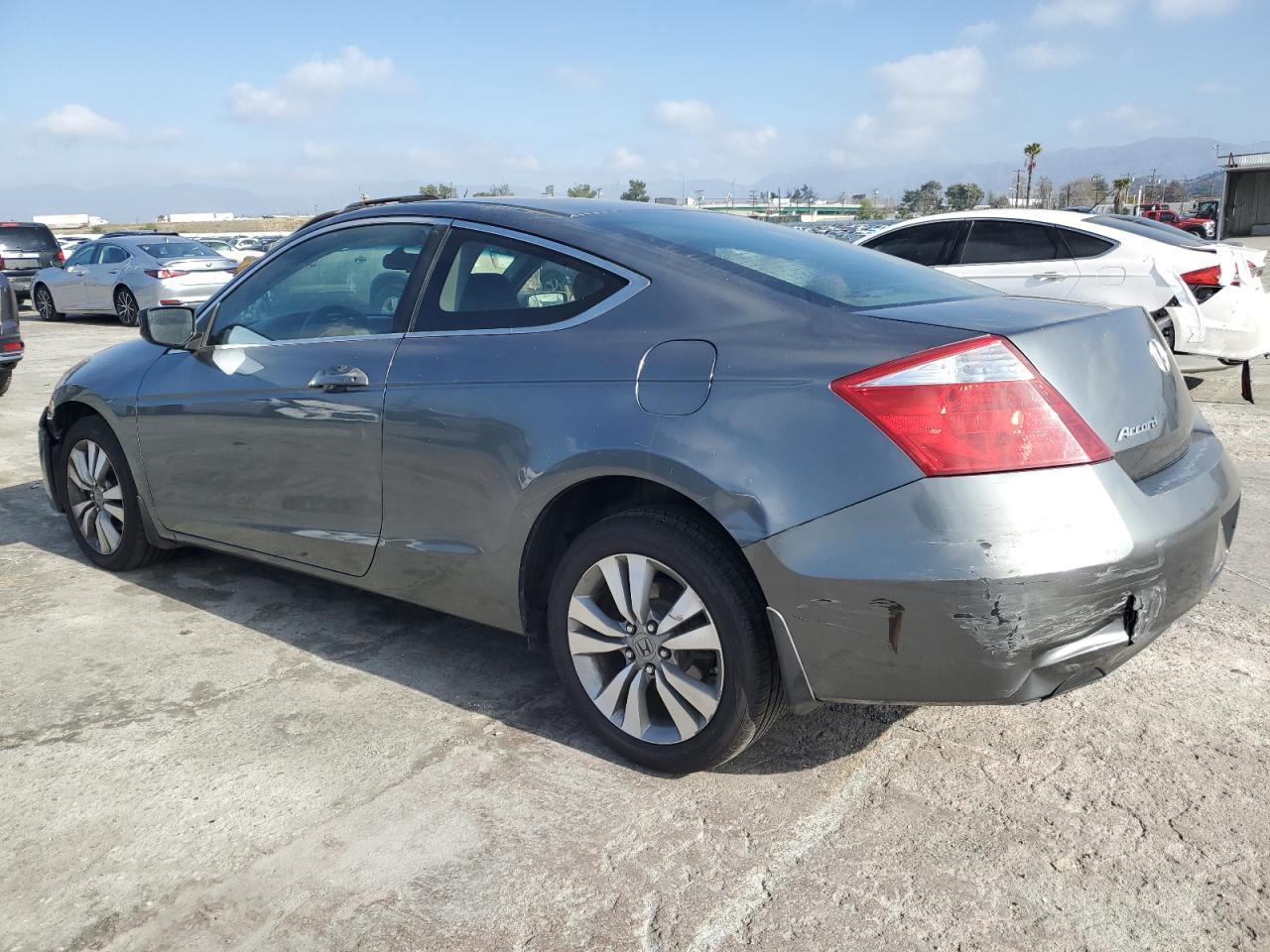2008 Honda Accord VIN 1HGCS12748A004390 Copart auction photo, front end / rear end damage thumbnail 2