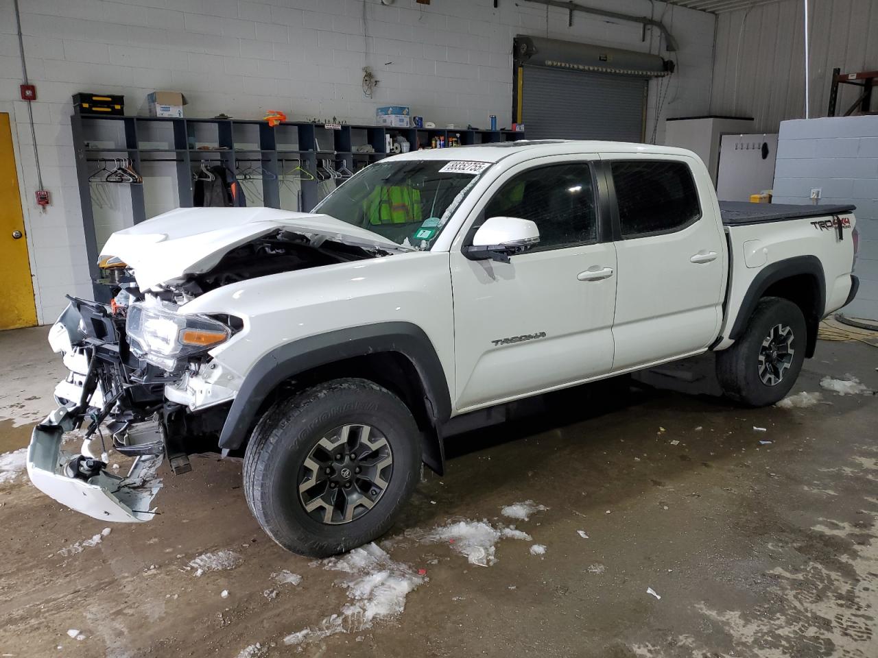 2020 Toyota Tacoma VIN 3TMCZ5AN5LM325643