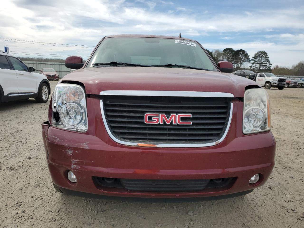 2009 GMC Yukon VIN 1GKFC33J59J118435 Copart auction photo, front end damage thumbnail 5