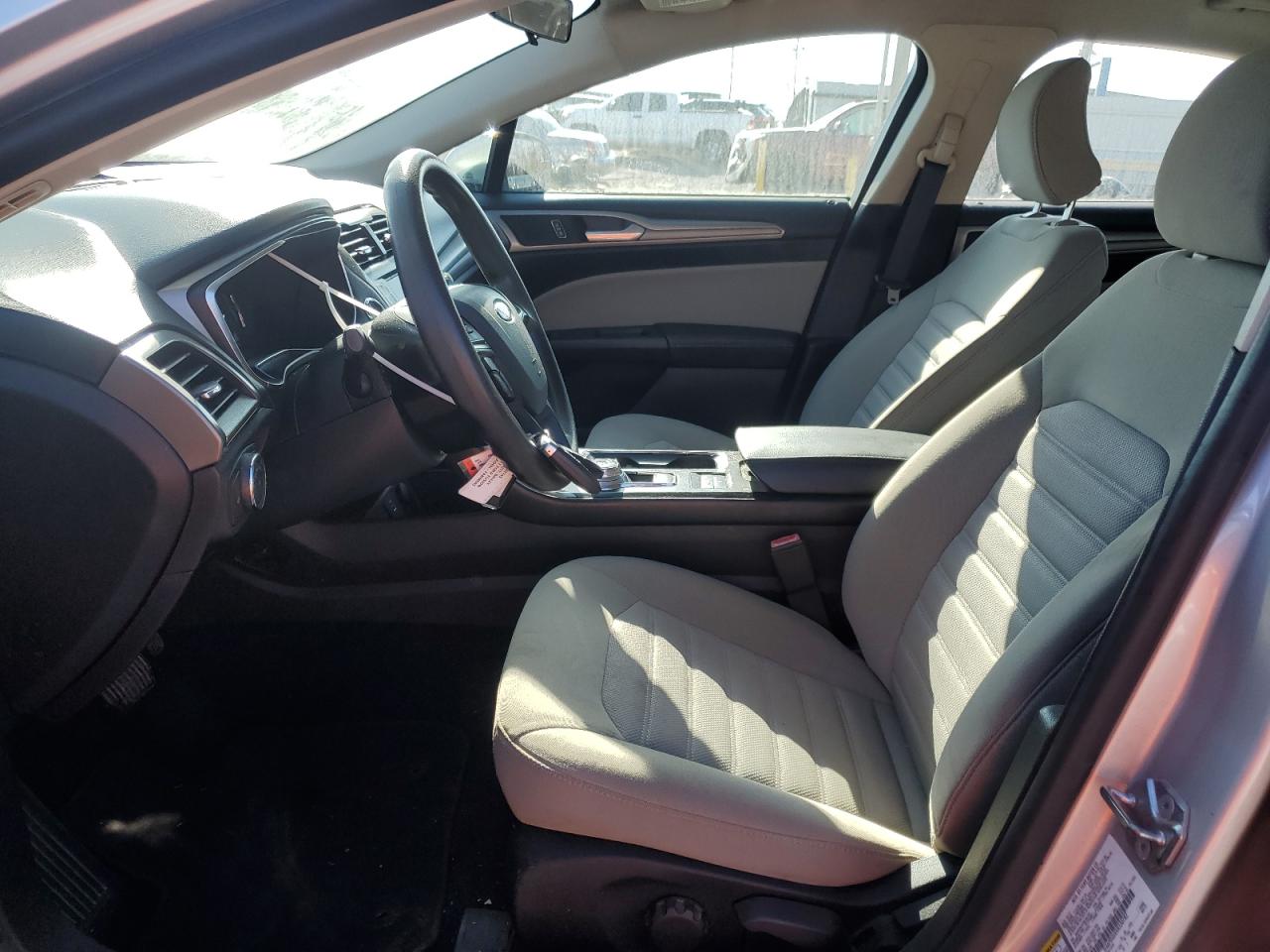 2017 Ford Fusion VIN 3FA6P0UUXHR330782 Copart auction photo, rear end / minor dent/scratches damage thumbnail 7