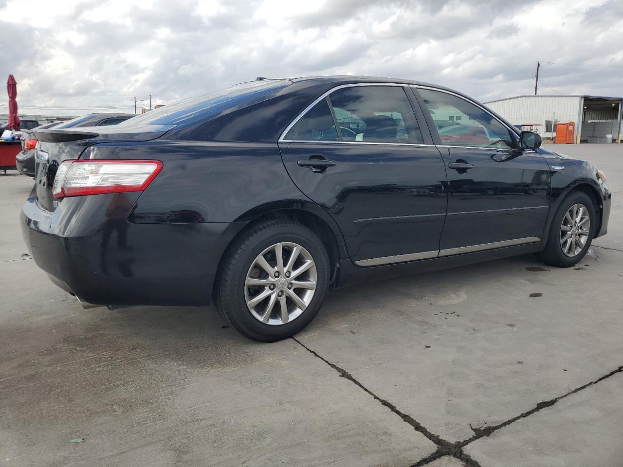 2011 Toyota Camry VIN 4T1BB3EK1BU142900 Copart auction photo, front end / rear end damage thumbnail 3