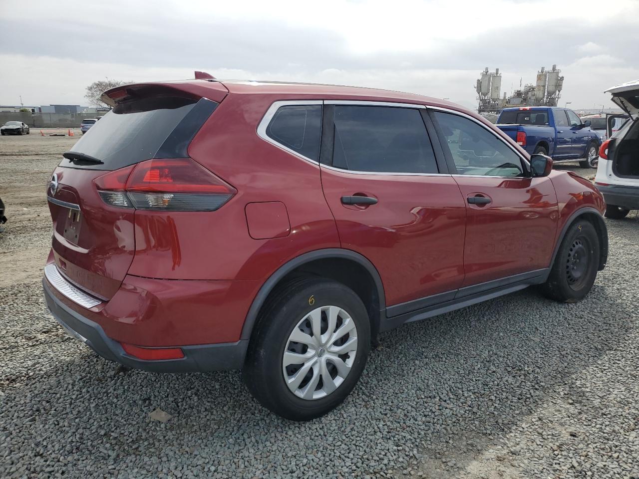 2019 Nissan Rogue VIN 5N1AT2MT0KC718737 Copart auction photo, front end damage thumbnail 3