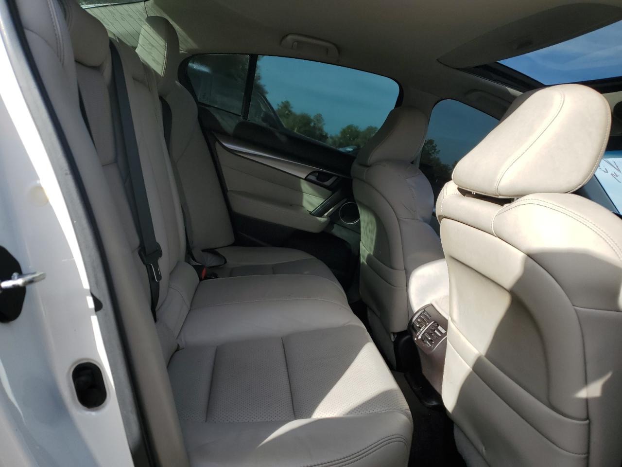 2009 Acura TL VIN 19UUA96529A002346 Copart auction photo, rear end damage thumbnail 10