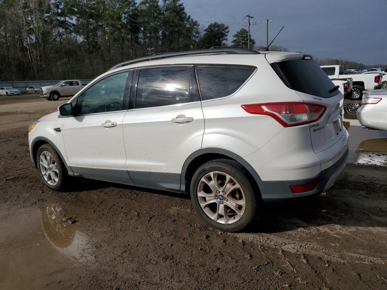 2013 Ford Escape VIN 1FMCU0GX4DUA39852 Copart auction photo, mechanical damage thumbnail 2