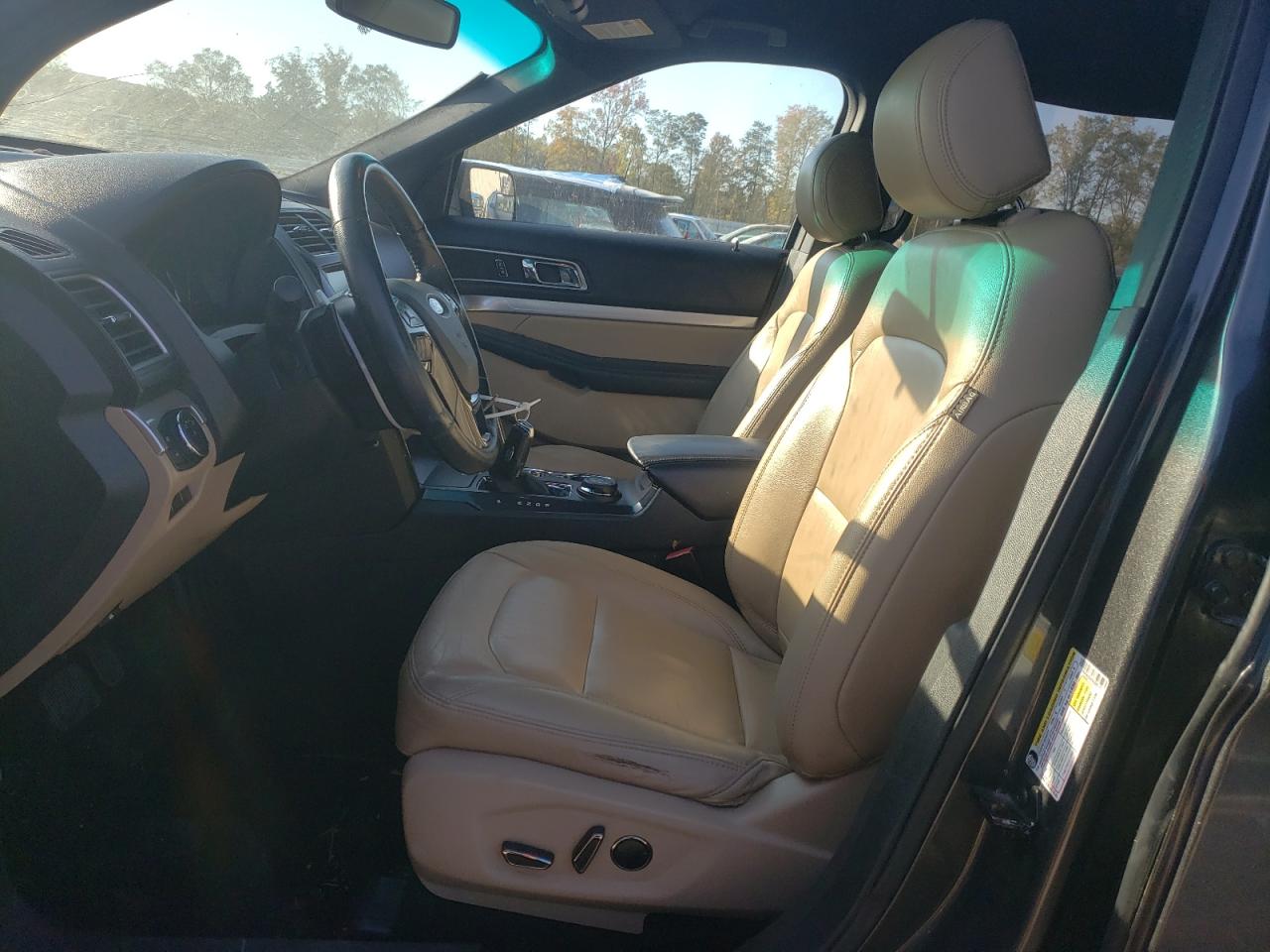 2016 Ford Explorer VIN 1FM5K8DH2GGB83767 Copart auction photo, front end / side damage thumbnail 7