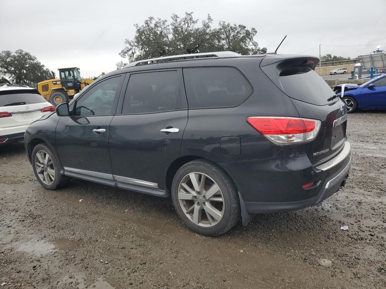 2016 Nissan Pathfinder VIN 5N1AR2MM2GC604169 Copart auction photo, front end / side damage thumbnail 2
